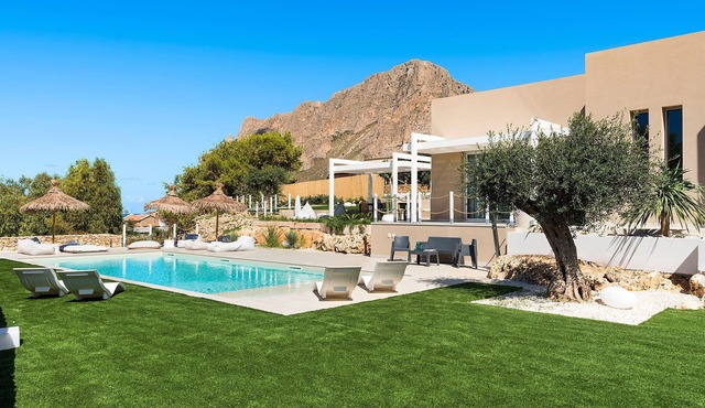 Villa Cornino with private pool - My Rental Homes