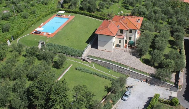 Villa Corvo Whole Villa