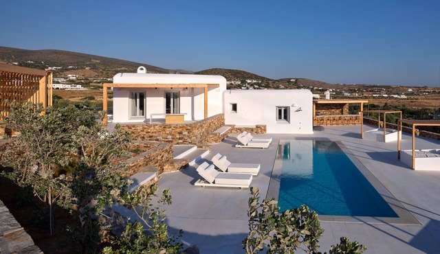 Villa Costa Pounda 2 with 3 br and private pool