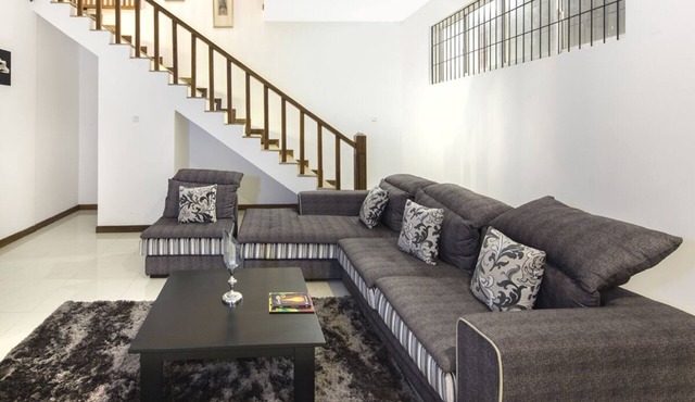Villa Crystals - 4 Bedroom Luxury villa in Colombo, Sri Lanka