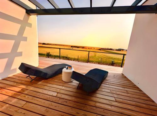 Villa d'architecte neuve 8 pers, 4 ch, jardin clos, terrasse, pétanque