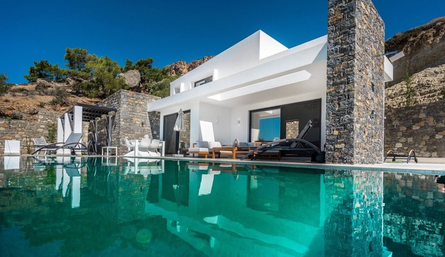 Villa Daniela: Luxurius villa with private pool and sea view