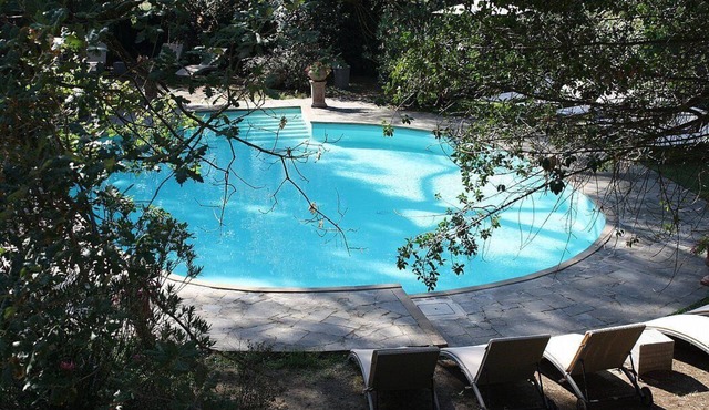 Villa Davide P: A welcoming apartment in the characteristic style of the Tuscan countryside, with Free WI-FI.