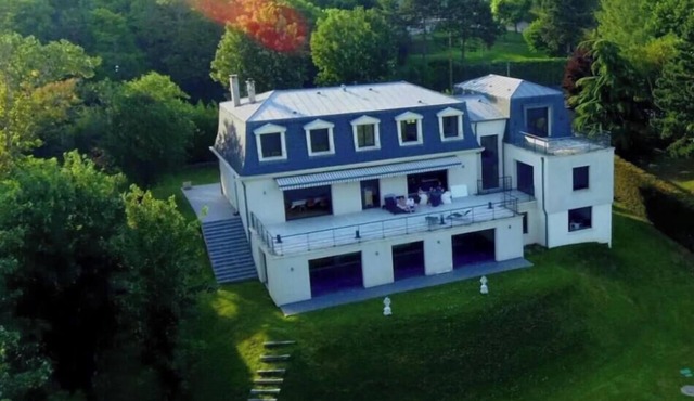 Villa de Luxe