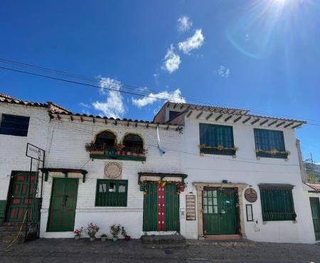 VILLA DE MOYA HOTEL MONGUI