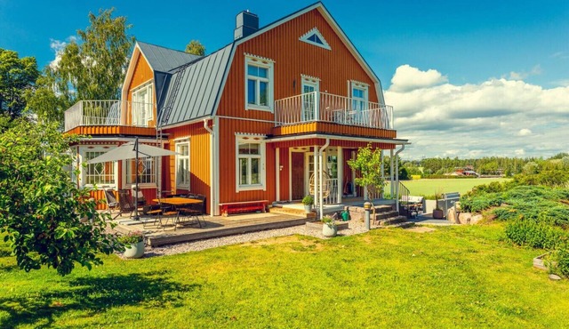 Villa Degerby - 5br Lux Manor w/Heated Pool & Spa