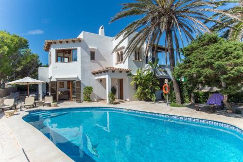 Villa Delfin