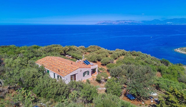 Villa Della Gitana - Seven Bedroom Villa, Sleeps 14