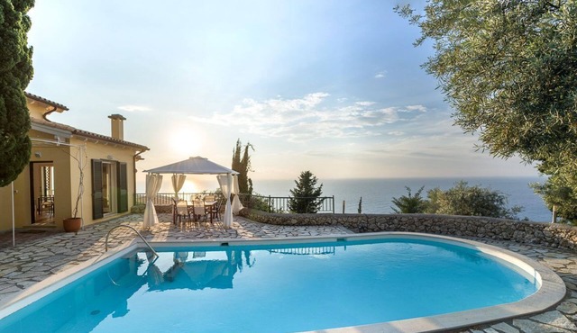 Villa Demos - Three Bedroom Villa, Sleeps 6