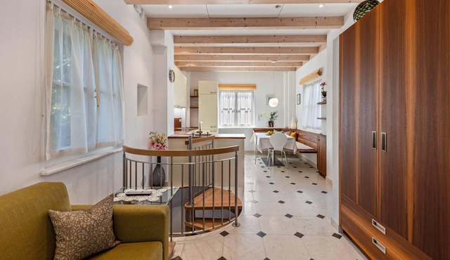Villa 'Dependance Runkelstein' with Mountain View and Garden in a wonderful location