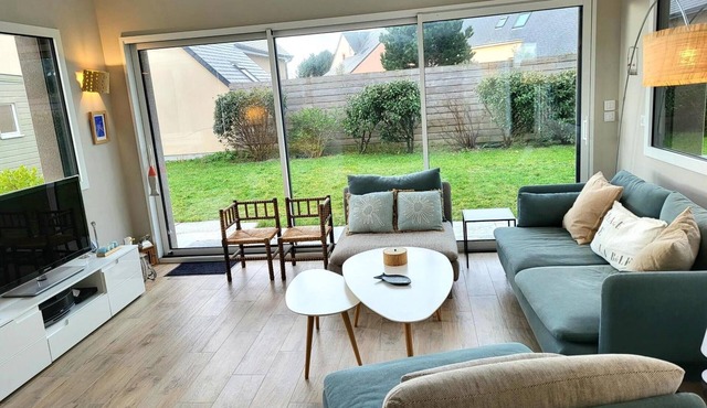 Villa "Des Havres" with Private Terrace, Garden, and Wi-Fi
