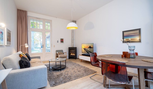 Villa Diehl, App. 1, Germany