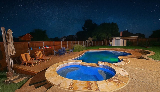 Villa D’Oro, Poolside Playhouse: Arcade & Iconic Themed Fun