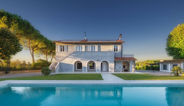 Villa Edoardo 9, Emma Villas