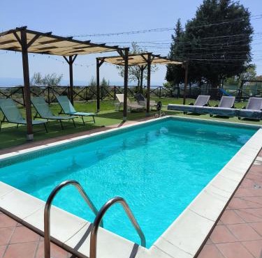 Villa Egle Belpasso, villa vacanza con piscina