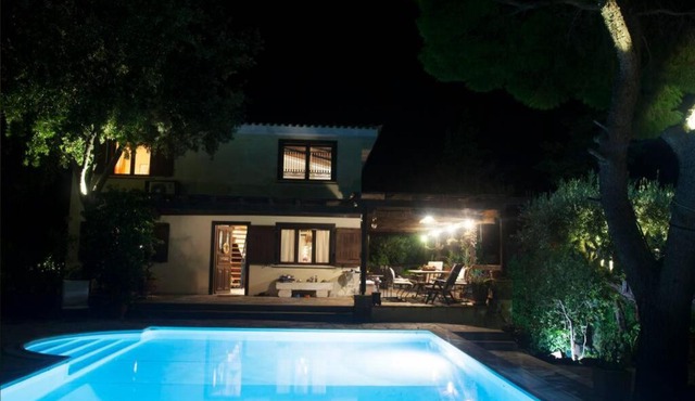 villa eleni