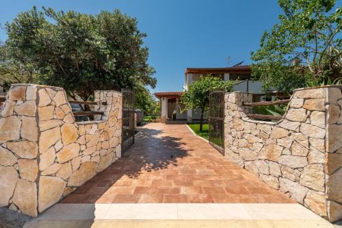 Villa Eleonora Residence App to 1