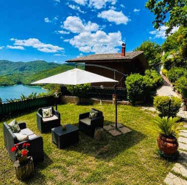 Villa Eleri Panoramic Lake Views Near Rome