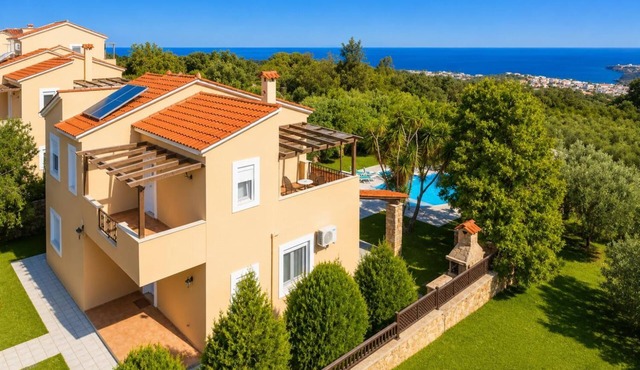 Villa Elessa - Three Bedroom Villa, Sleeps 6
