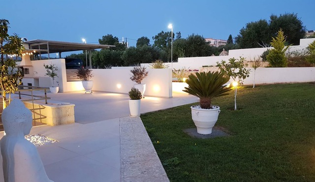 Villa Elias