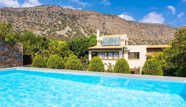 Villa Elounda Plaka - Three Bedroom Villa, Sleeps 6