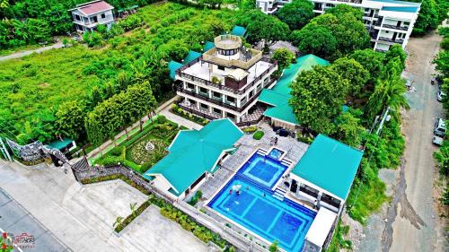 Villa Esmeralda Bryan's Resort Hotel and Restaurant