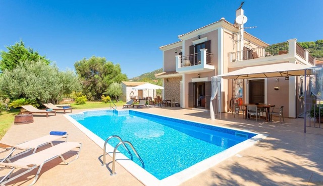 Villa Eufrosini - Three Bedroom Villa, Sleeps 7