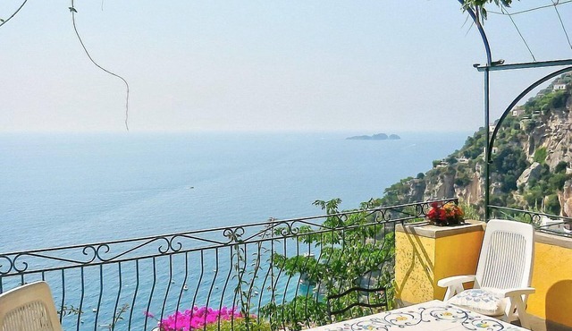 Villa Eunice: A splendid two-story villa located on the high coast in front of the sea, with Free WI-FI.