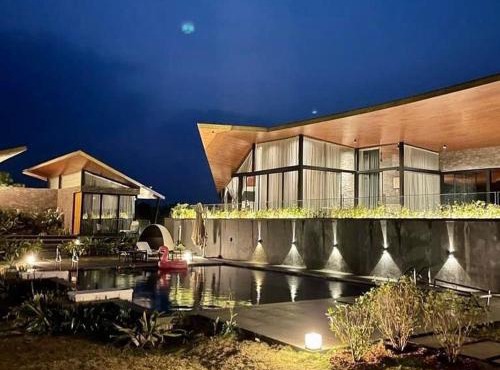 VILLA EXILIR