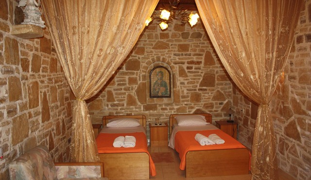 Villa Fabrika - Recent stone-built house in a traditional village of south Crete