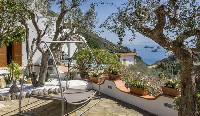 Villa Farfalla 10 - Four Bedroom Villa, Sleeps 10