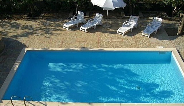 Villa Fillide E: A cozy and welcoming two-story apartment surrounded by the greenery, with Free WI-FI.