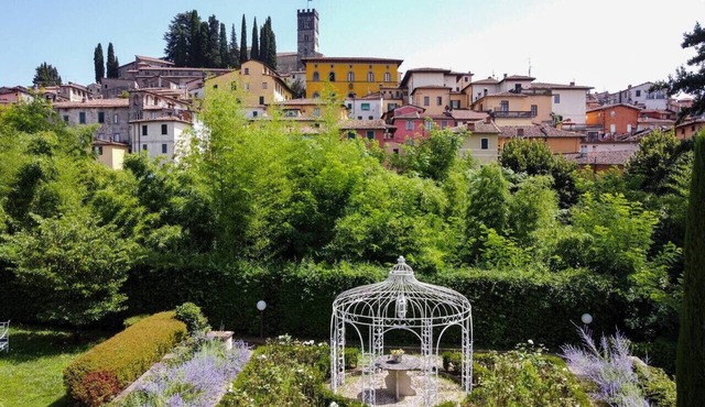 * Villa Fiorentina - Private Oasis in Barga Town