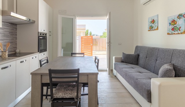 Villa "Flamingo" with Private Terrace, A/C & Wi-Fi