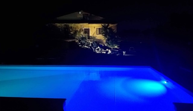 Villa for 12 people with large swimming pool located in the heart of Sicily.