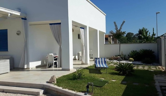 VILLA FULL COMFORT TWO-FAMILY PORTO CESAREO - TORRE LAPILLO