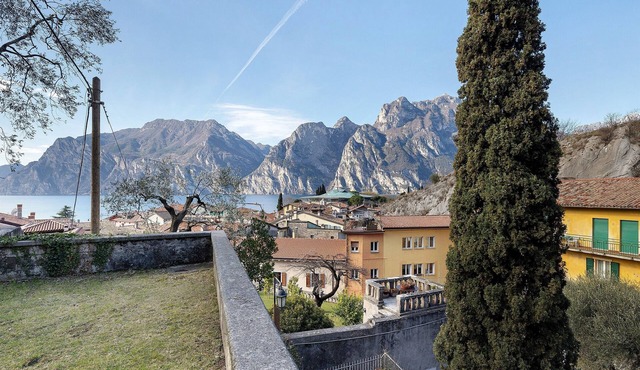 Villa G with Lake View, Private Terrace Steps from Lake Garda