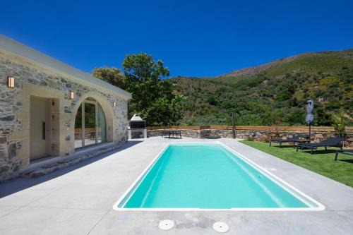 Villa George