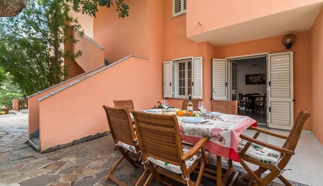 VILLA GERANI: private location