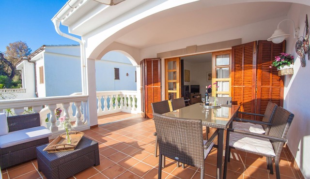 VILLA GERMANOR - Chalet with private garden and free Wifi in Son Serra De Marina