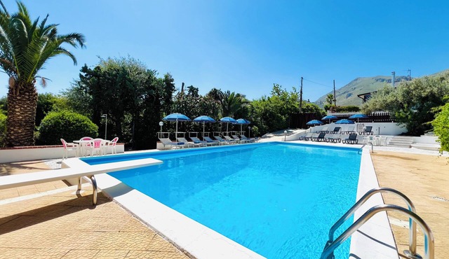 Villa Giada - villa with 5 rooms and pool