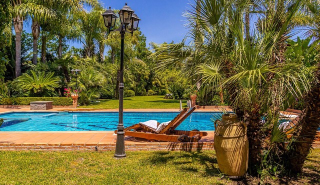 Villa Gialla - Home and Pool