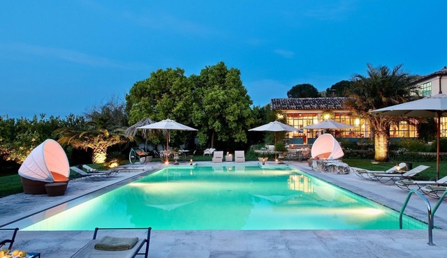 VILLA GIARDINI - Eight Bedroom Villa, Sleeps 20