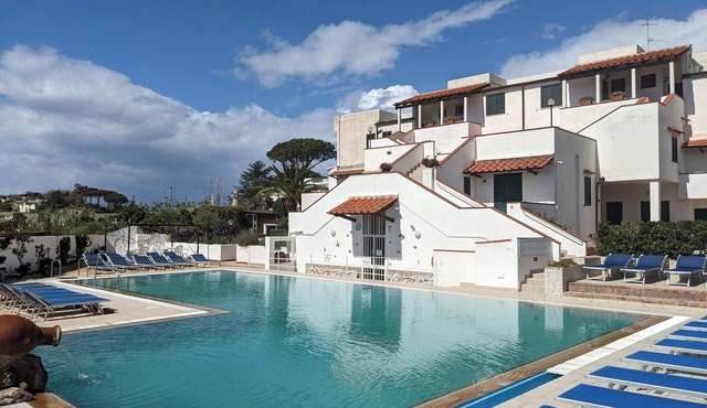 Villa Gilda, silence and relaxation Forio Island of Ischia app. "D"