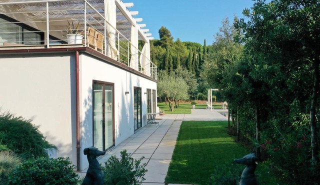 Villa Giomoa beach front - DCA Certified and Guaranteed