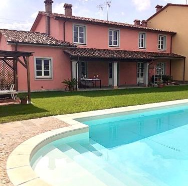 Villa Giulia a Montecarlo