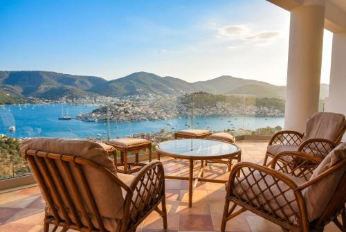 Villa Harmony - Infinity Poros Sea View