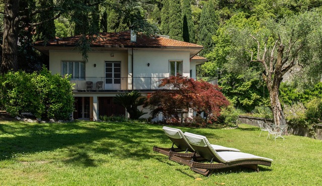 Villa Helios - Six Bedroom Villa, Sleeps 12