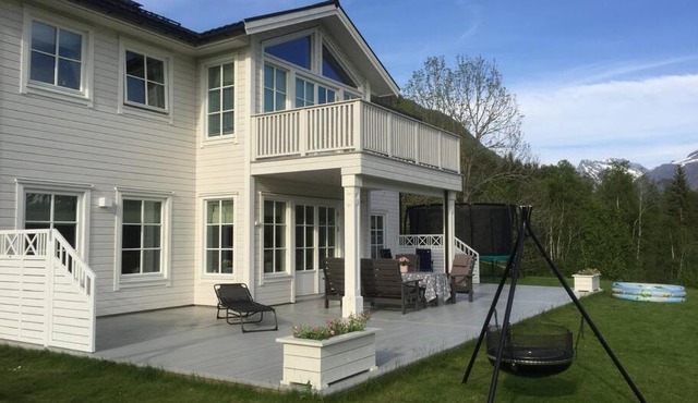 Villa i Isfjorden!