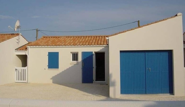 Villa Ile d'Oleron 800 M from the beach 300 Meters from the village center